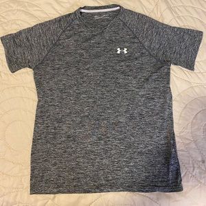 Under Armor Heatgear Tee •LIKE NEW•